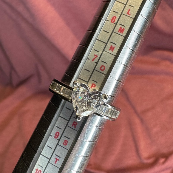 Heart shaped cubic zirconia set in sterling, silver with channel cz’s - Picture 7 of 9